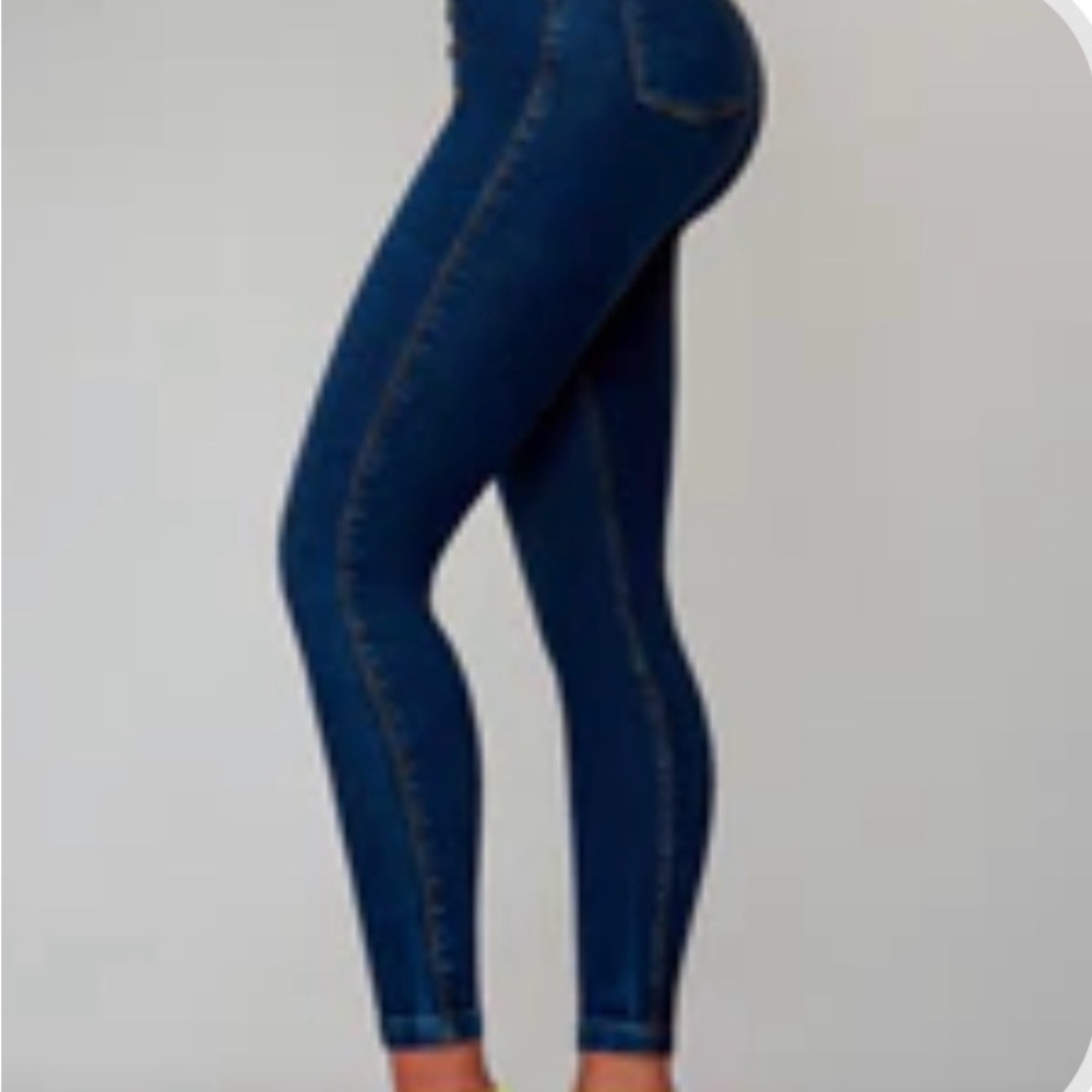 Sleek Indigo Women's Skinny Jeans (Butt lifting with tummy control)